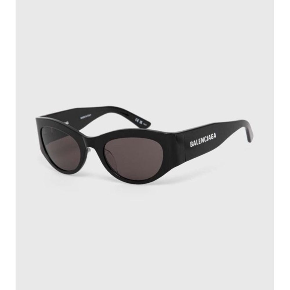 Balenciaga Sleek Black Sunglasses - Picture 3 of 10